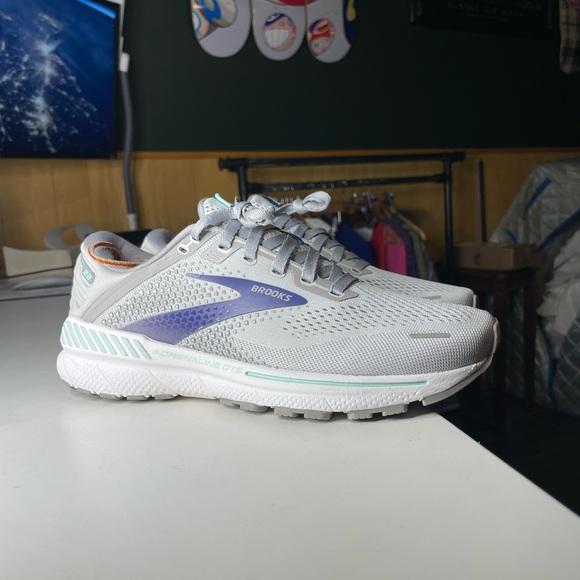 Brooks Womens Adrenaline GTS 22 1203531B045 Gray Running Shoes Sneakers Sz 9.5 B - Picture 2 of 9